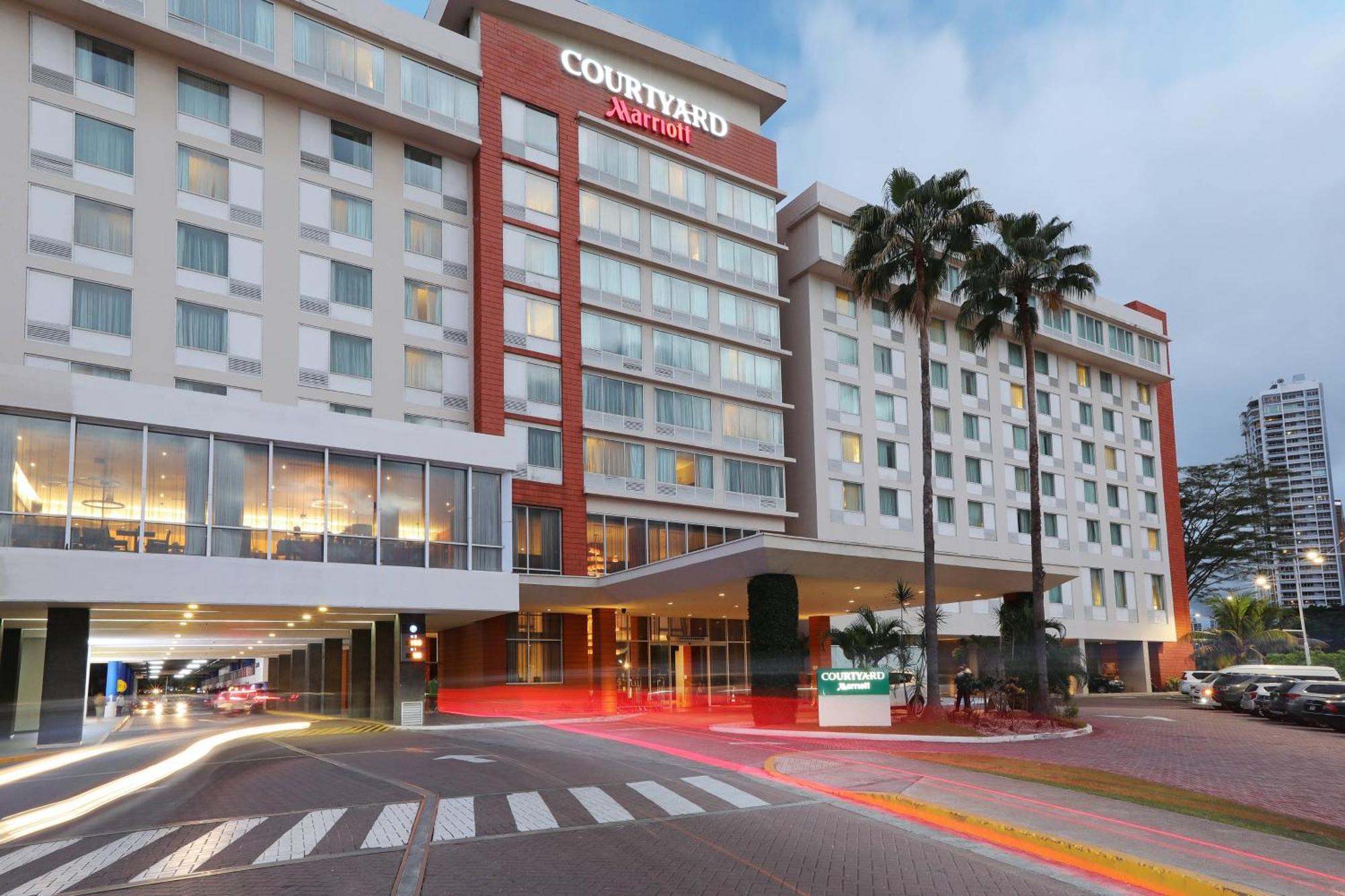 Courtyard By Marriott Panama Multiplaza Mall Eksteriør billede